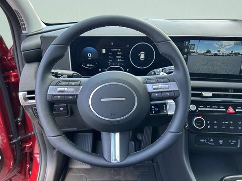 New 2026 Hyundai Tucson Limited FWD image 32