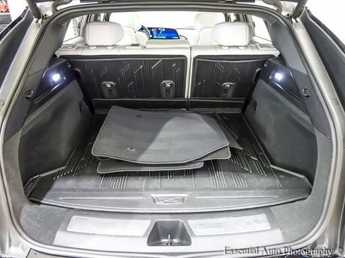Certified 2024 Cadillac Lyriq Luxury AWD/4WD image 23