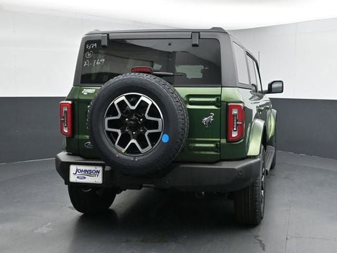 New 2025 Ford Bronco Outer Banks image 11