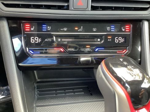 New 2026 Volkswagen Jetta GLI Autobahn FWD image 24