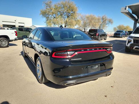 Used 2023 Dodge Charger SXT w/ Cold Weather Package image 4