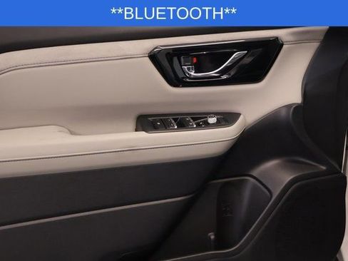 Certified 2025 Subaru Forester Limited image 9