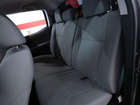 Used 2018 Toyota Tacoma SR5 image 13