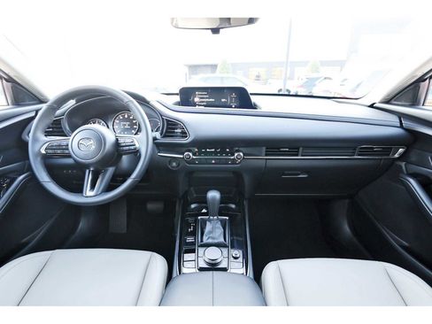 Certified 2025 MAZDA CX-30 AWD 2.5 S w/ Preferred Package image 7