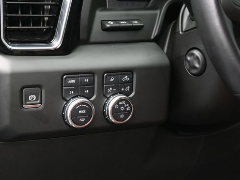 Used 2024 GMC Sierra 1500 Denali Ultimate AWD/4WD image 23