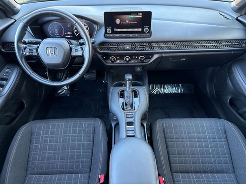 Used 2023 Honda HR-V Sport image 12