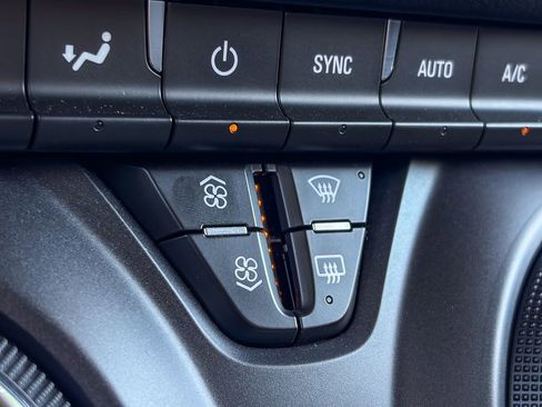 Certified 2024 Chevrolet Blazer LT image 24