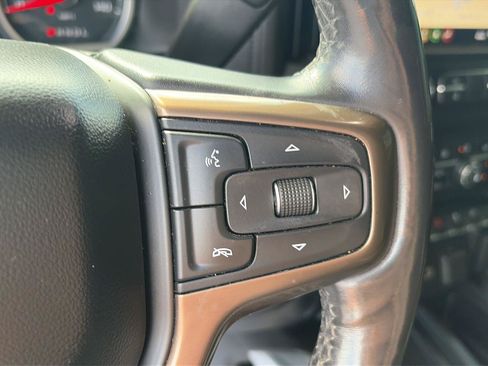 Used 2019 Chevrolet Silverado 1500 High Country w/ Technology Package AWD/4WD image 36