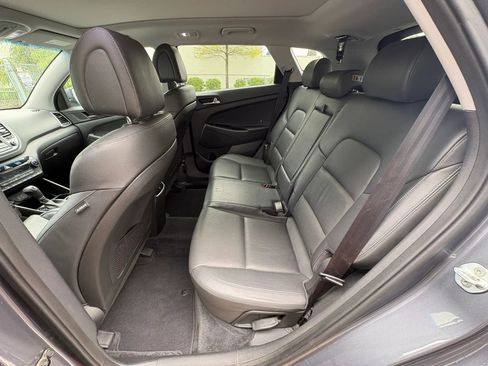 Used 2016 Hyundai Tucson Limited w/ Option Group 03 image 24