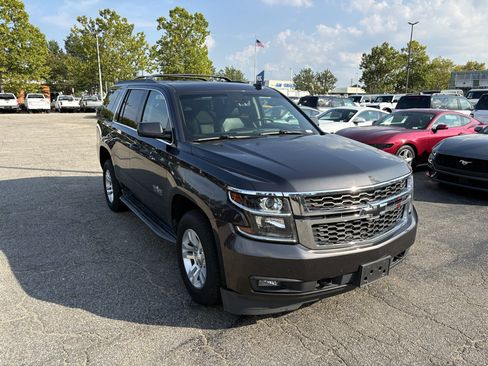 Used 2017 Chevrolet Tahoe LT w/ Texas Edition Package RWD image 3
