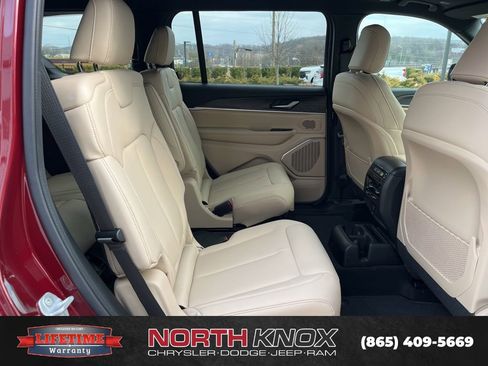 New 2026 Jeep Grand Cherokee L Limited image 24