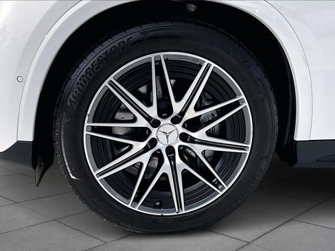 Used 2025 Mercedes-Benz GLC 43 AMG AMG GLC 43 image 11