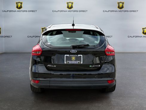 Used 2017 Ford Focus Electric Hatchback FWD image 4