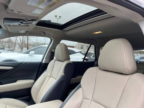 Used 2022 Subaru Outback Limited image 17
