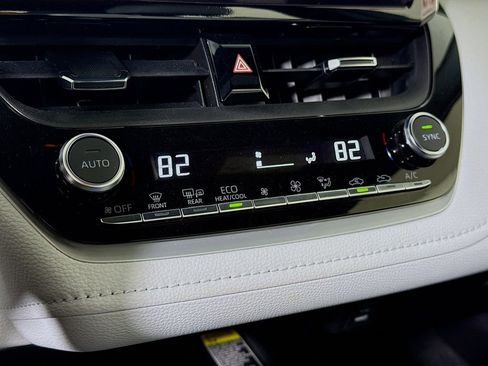 Certified 2025 Toyota Corolla XSE FWD image 8