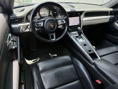 Certified 2017 Porsche 911 Carrera S RWD image 4
