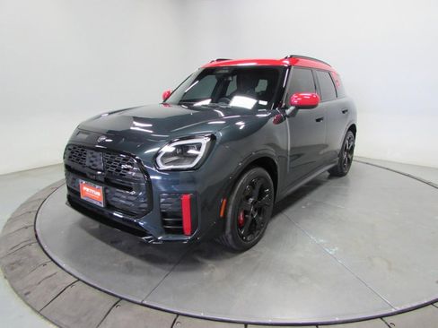 Used 2025 MINI Cooper Countryman John Cooper Works w/ Comfort Package Max image 3