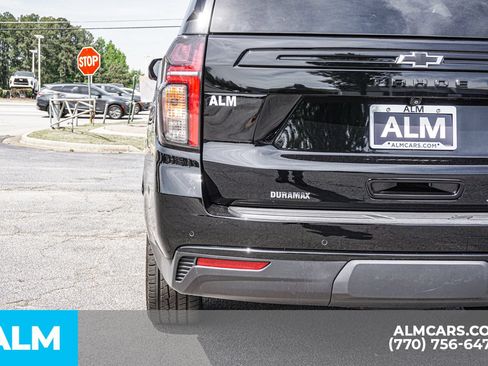 Used 2023 Chevrolet Tahoe RST w/ Luxury Package AWD/4WD image 16