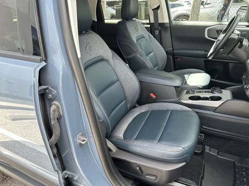 Used 2024 Ford Bronco Sport Outer Banks AWD/4WD image 9