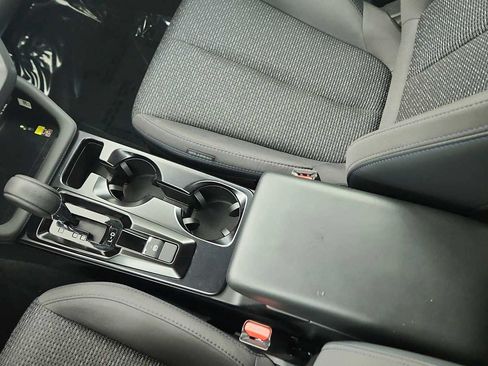 Used 2026 Subaru Forester Premium AWD/4WD image 18