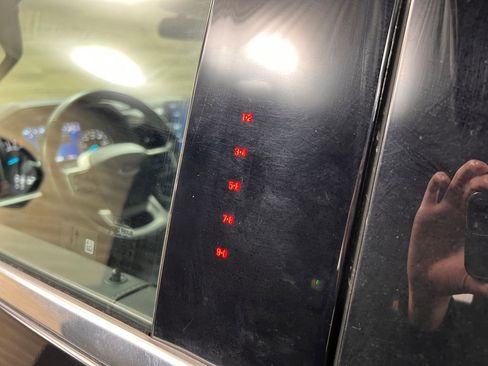 Used 2024 Ford Expedition Max XLT image 37