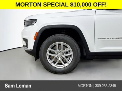 New 2025 Jeep Grand Cherokee L Laredo image 31