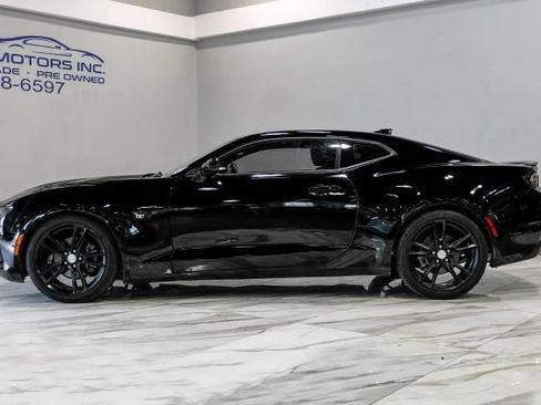 Used 2019 Chevrolet Camaro LT w/ RS Package RWD image 12