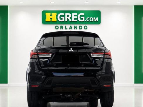 Used 2026 Mitsubishi Outlander Sport AWD image 8