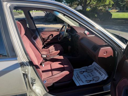 Used 1991 Honda Accord LX image 15