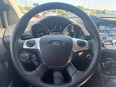 Used 2016 Ford Escape Titanium w/ Equipment Group 301A AWD/4WD image 15
