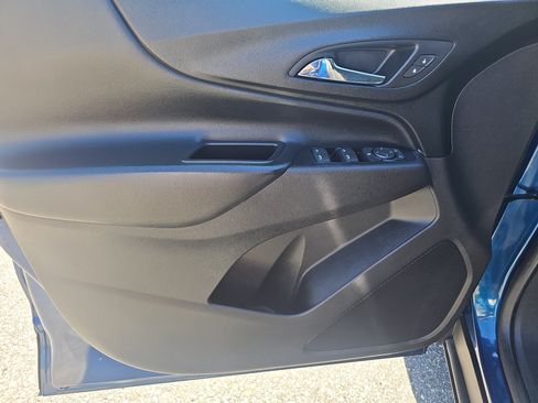 Used 2020 Chevrolet Equinox LT AWD/4WD image 15