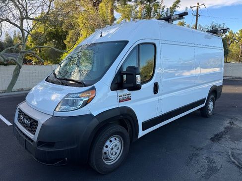 Used 2021 RAM ProMaster 2500 w/ Convenience Group image 2