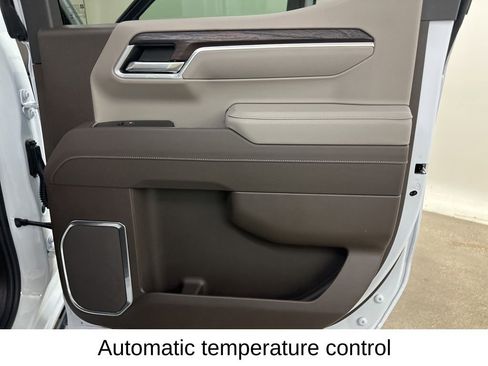 Used 2026 GMC Sierra 1500 SLT w/ SLT Premium Plus Package image 24