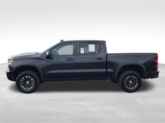 Used 2023 Chevrolet Silverado 1500 ZR2 w/ Technology Package AWD/4WD video 5