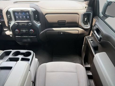 Used 2021 Chevrolet Silverado 1500 LT w/ Z71 Off-Road Package AWD/4WD image 12