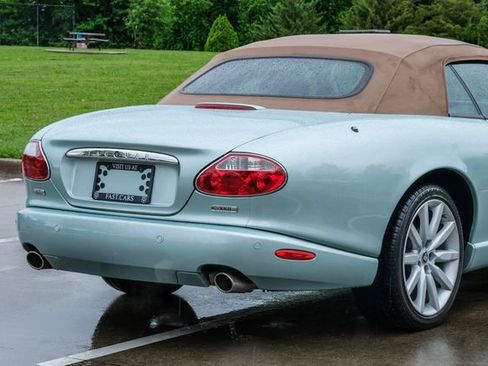 Used 2006 Jaguar XK8 Convertible RWD image 16