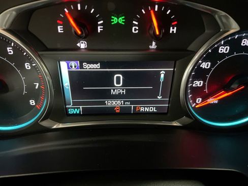 Used 2018 Chevrolet Traverse LT FWD image 13