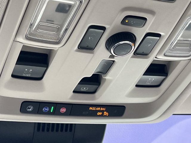 Used 2024 GMC Yukon Denali AWD/4WD image 47
