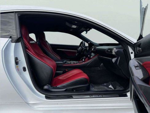 Used 2017 Lexus RC F RWD image 43