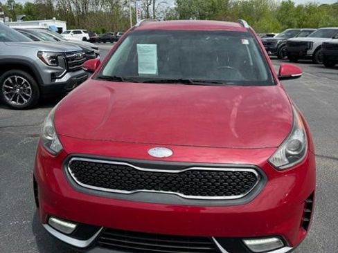 Used 2017 Kia Niro EX image 2
