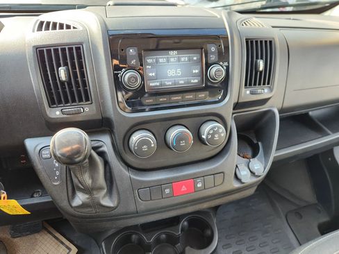 Used 2018 RAM ProMaster 2500 w/ Interior Convenience Group image 23