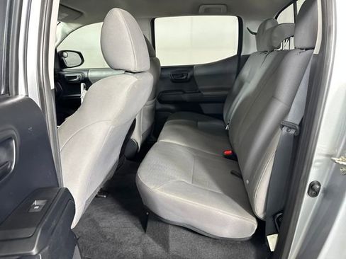 Used 2016 Toyota Tacoma SR5 image 24
