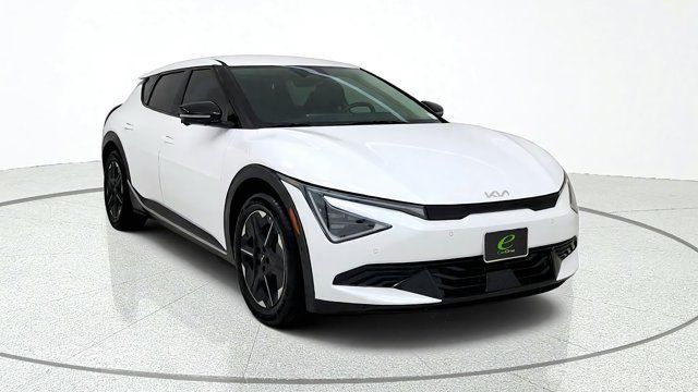 Used 2025 Kia EV6 Wind AWD/4WD image 2