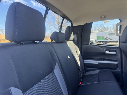 Used 2015 Toyota Tundra SR5 image 18