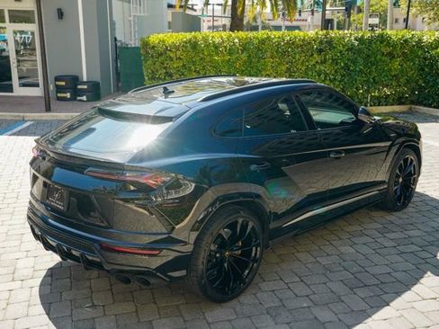 Used 2022 Lamborghini Urus image 28