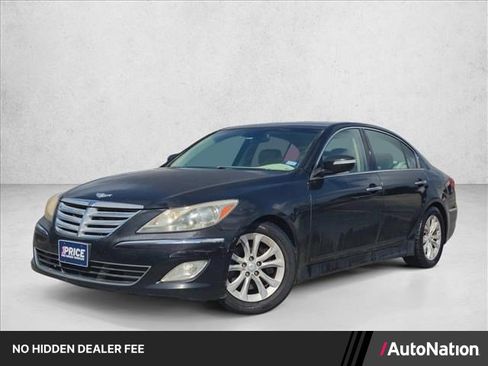 Used 2013 Hyundai Genesis 3.8 RWD image 1