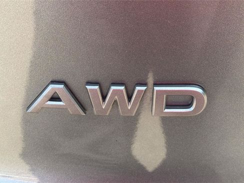 Used 2025 Nissan Rogue SV AWD/4WD image 23