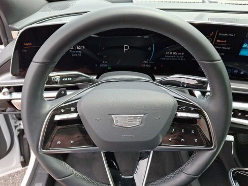 Used 2024 Cadillac Lyriq Tech w/ Driver Assist Package AWD/4WD image 21