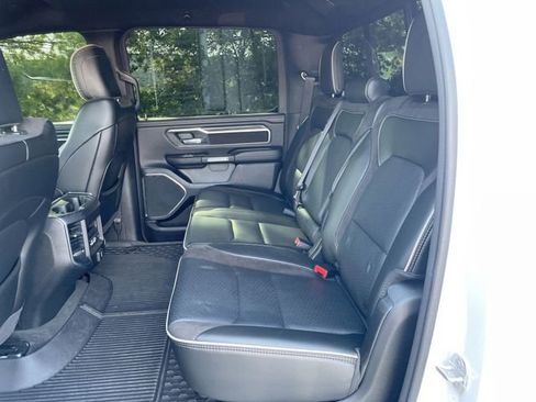 Used 2024 RAM 1500 Laramie image 15