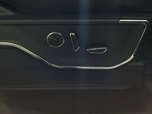 Used 2021 Ford F150 Platinum w/ Equipment Group 701A High image 9